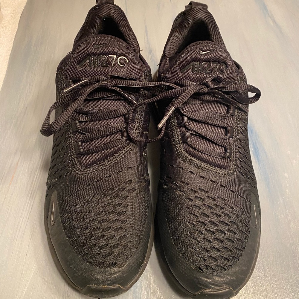 All Black Nike Air Max 270’s